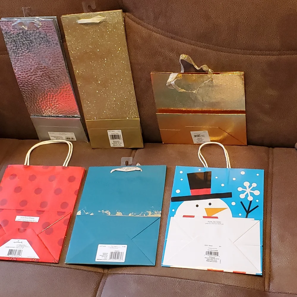 Bundle of 6 gift bags/wine bags